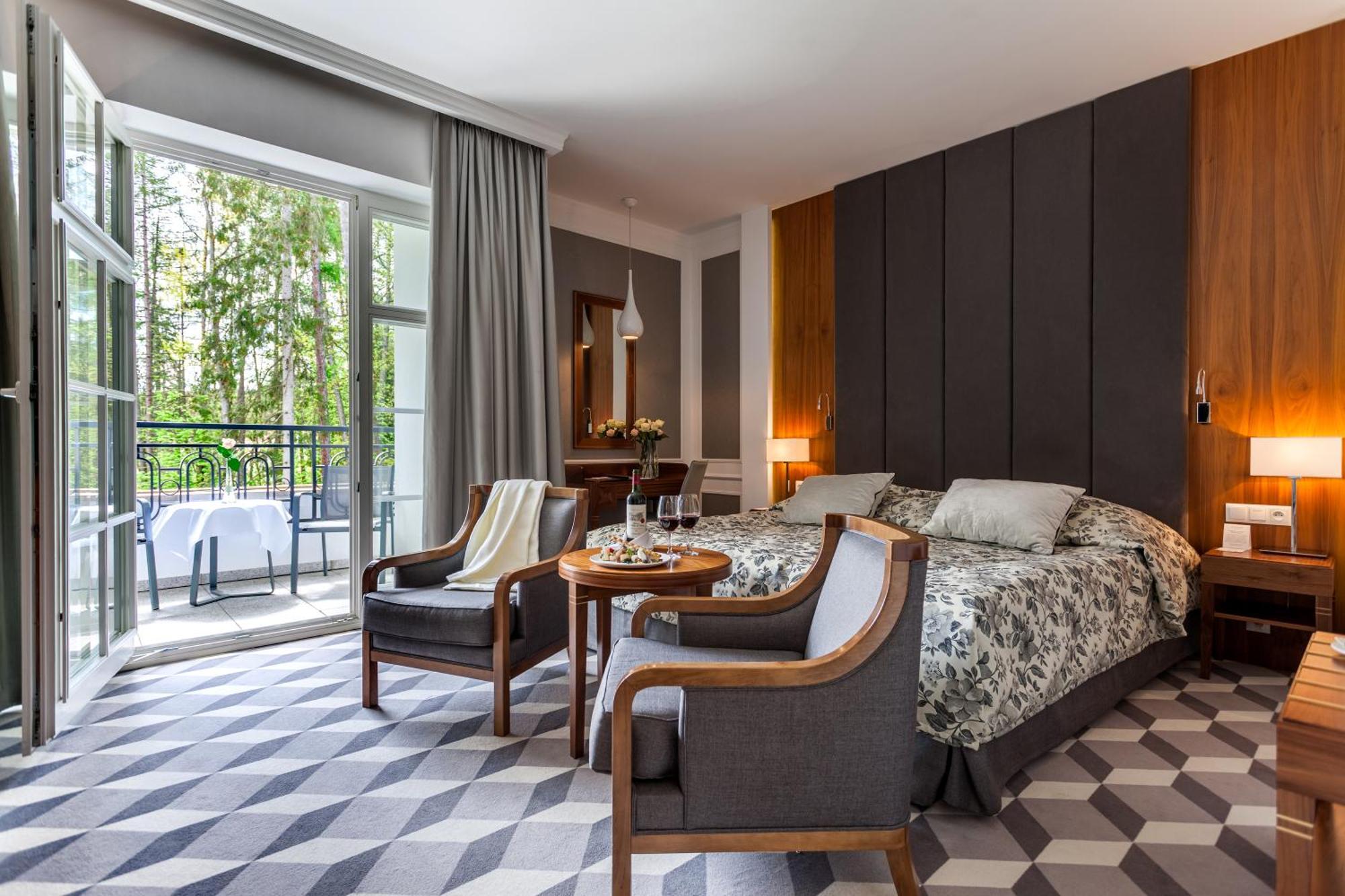 Hotel Spa Dr Irena Eris Polanica Zdroj Exteriör bild